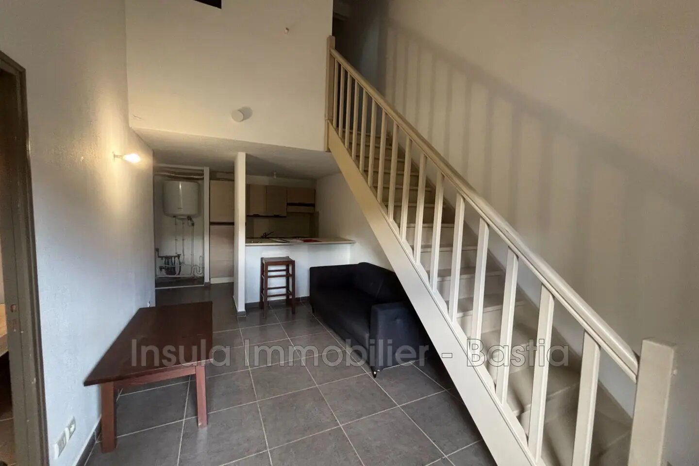 Appartement à louer, 48m², Corte