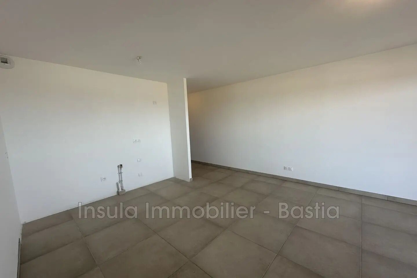 Appartement à louer, 47m², Pruno