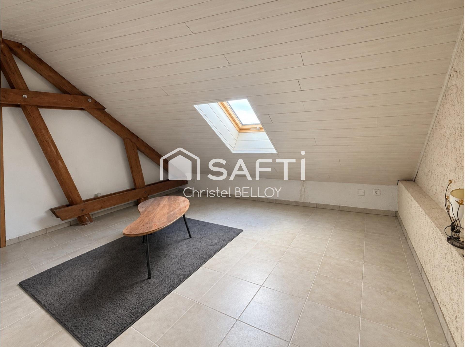 Appartement à louer, 94m², Hoste