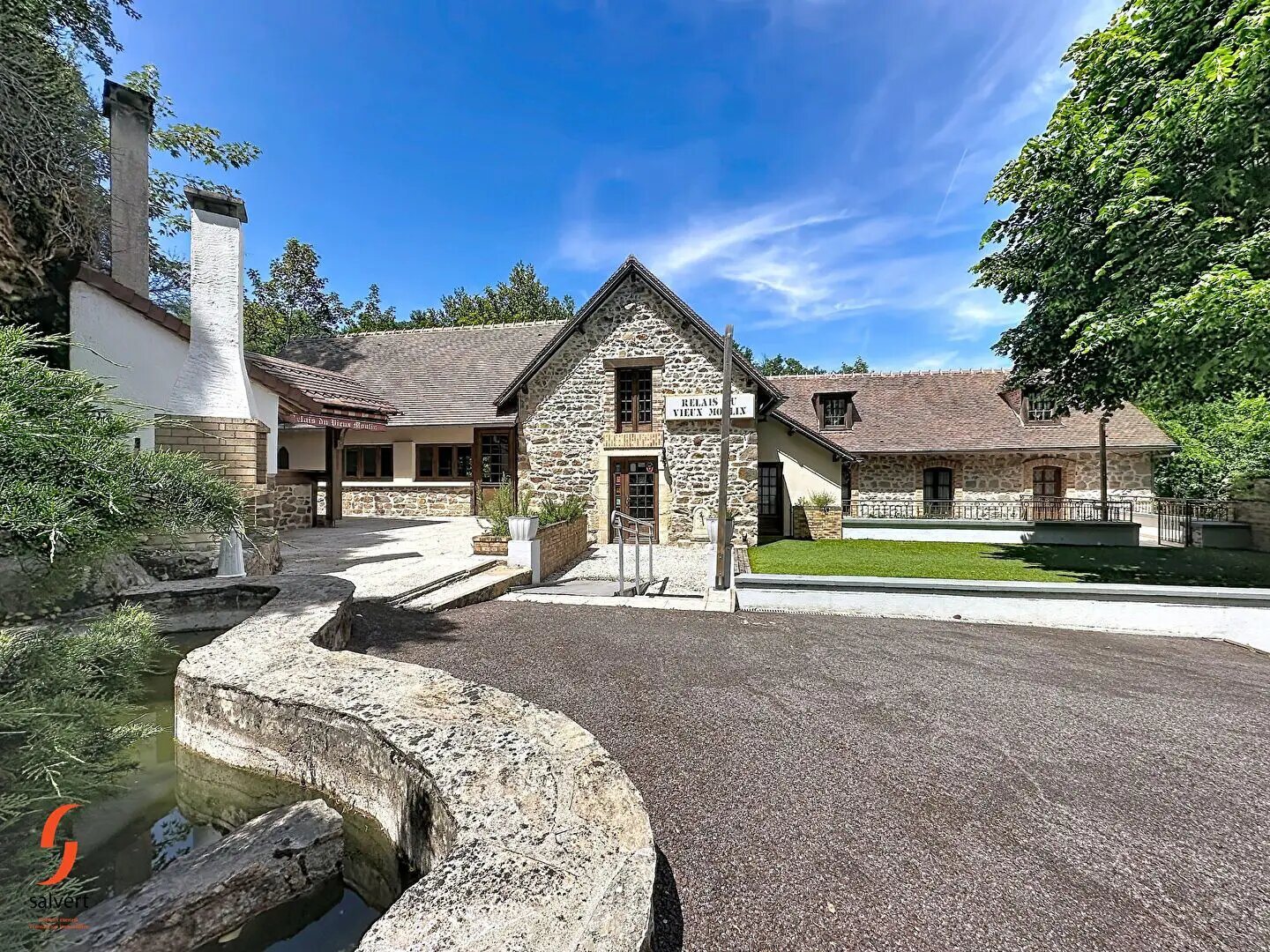 Maison à vendre, 228m², Néris-les-Bains