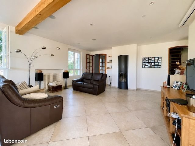 Maison à vendre, 250m², Volonne