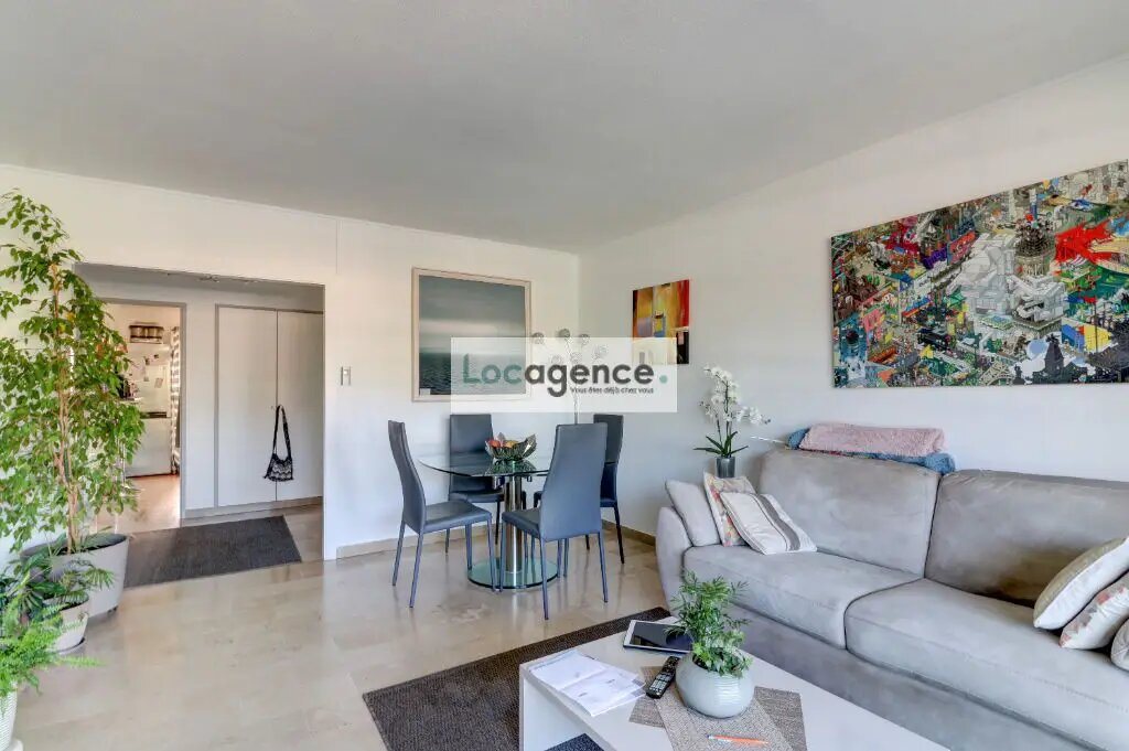 Appartement à louer, 66m², Mandelieu-la-Napoule