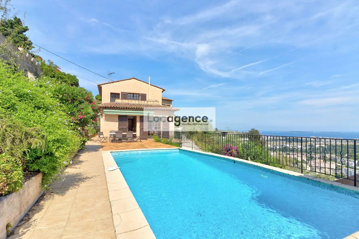Maison à louer, 150m², Mandelieu-la-Napoule