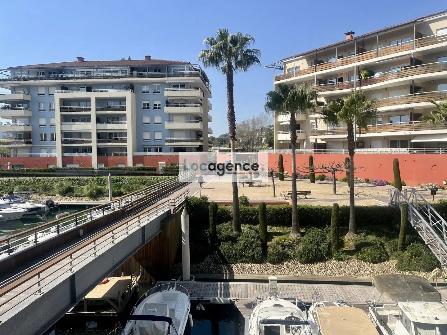Appartement à louer, 40m², Mandelieu-la-Napoule