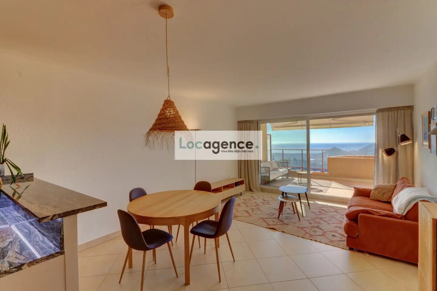Appartement à louer, 58m², Mandelieu-la-Napoule