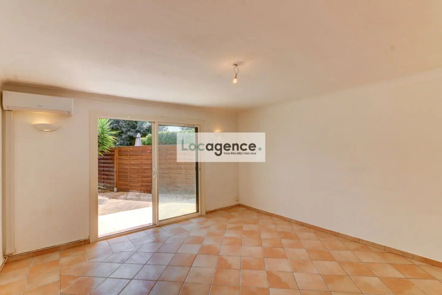 Appartement à louer, 61m², Mandelieu-la-Napoule
