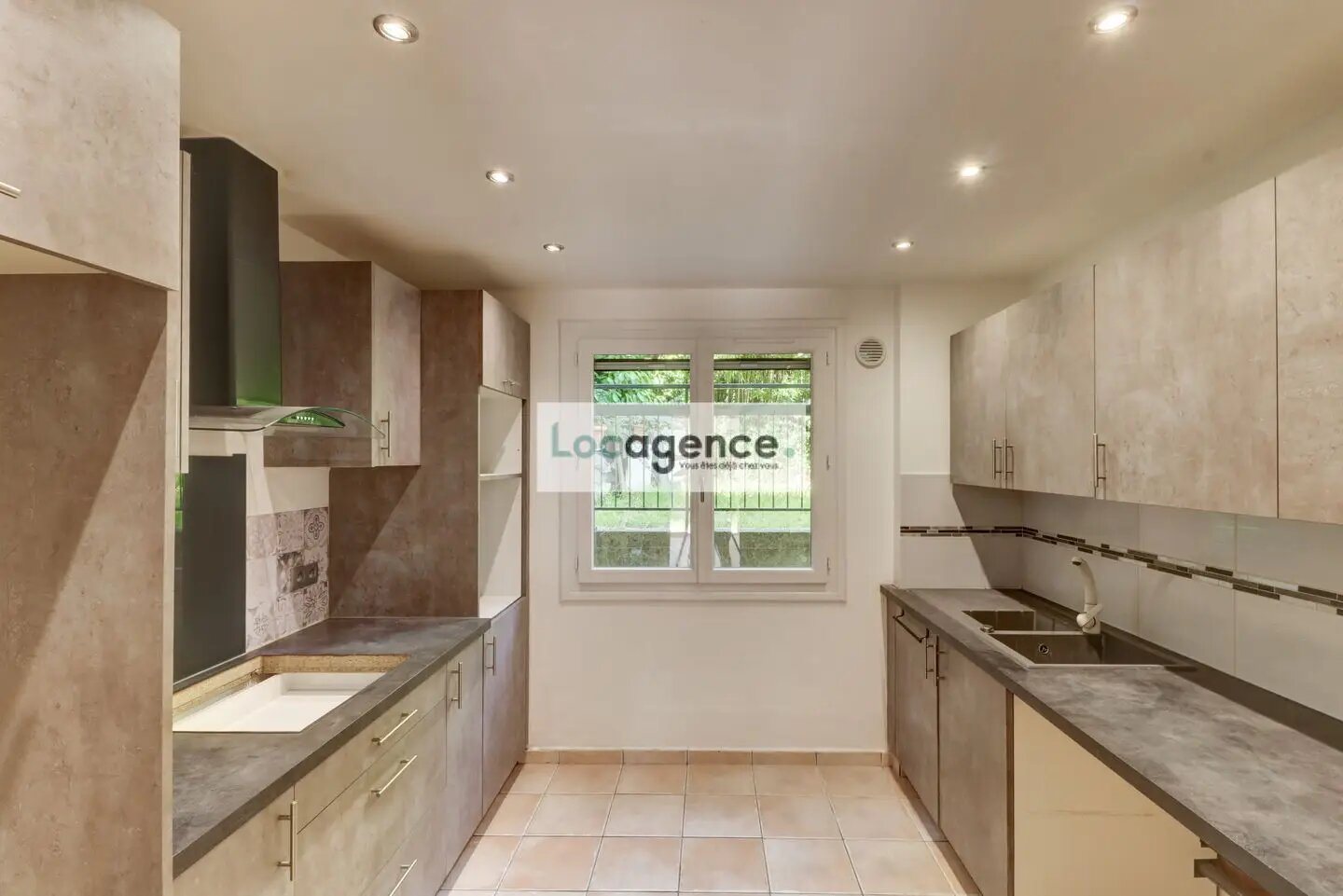 Appartement à louer, 61m², Mandelieu-la-Napoule