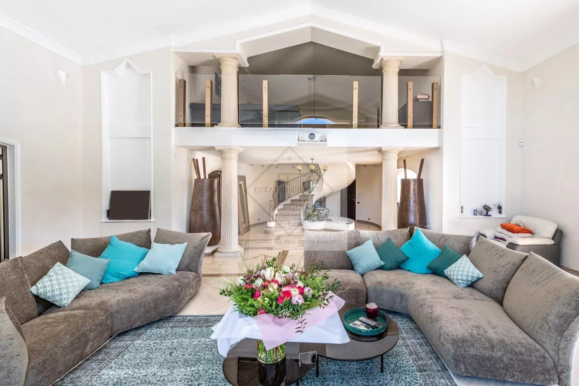 Maison à vendre, 680m², Mougins