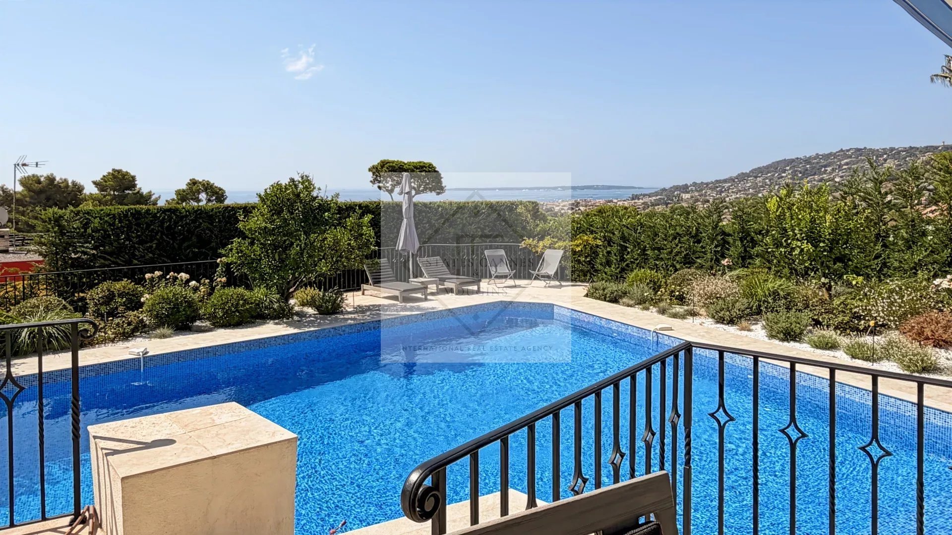 Maison à vendre, 360m², Antibes