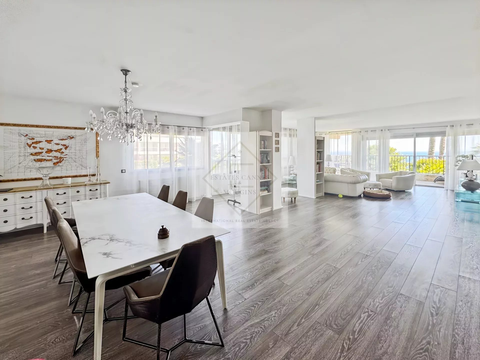 Appartement à louer, 181m², Cannes