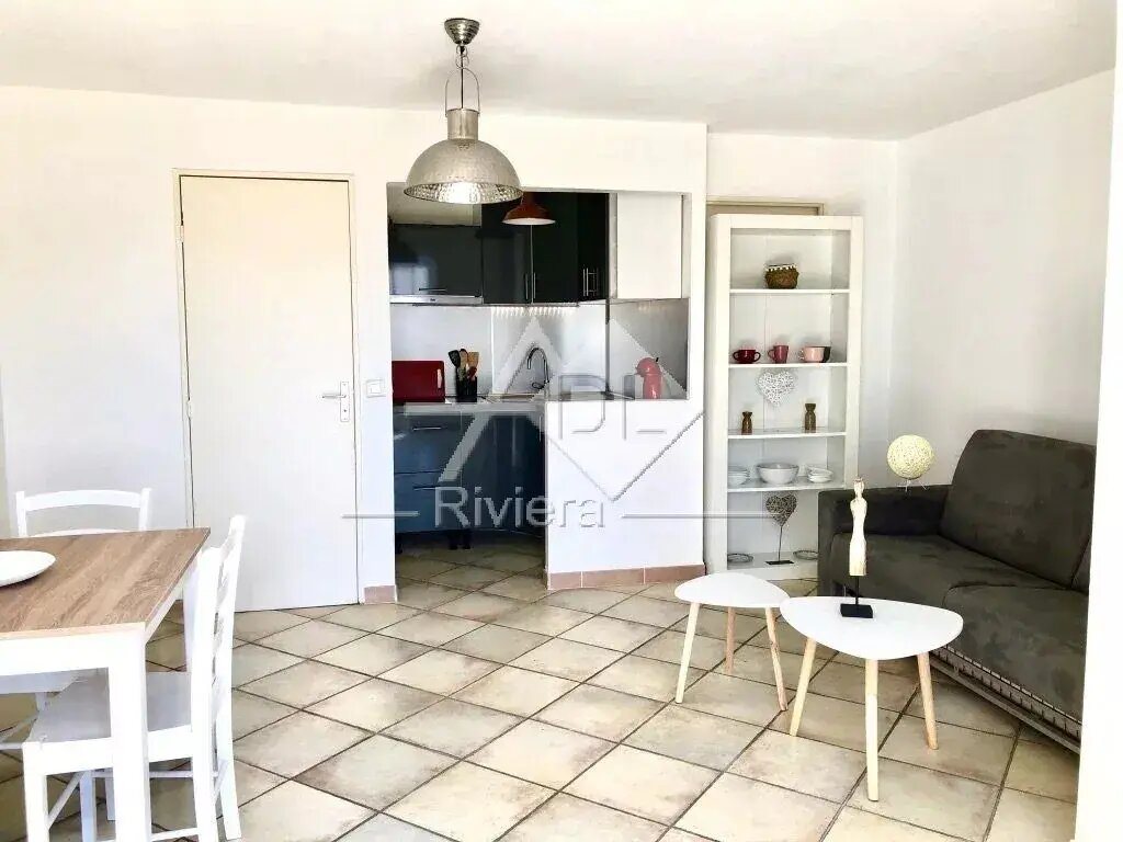 Appartement à louer, 38m², Antibes