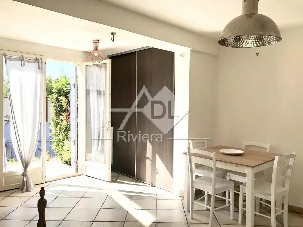 Appartement à louer, 38m², Antibes