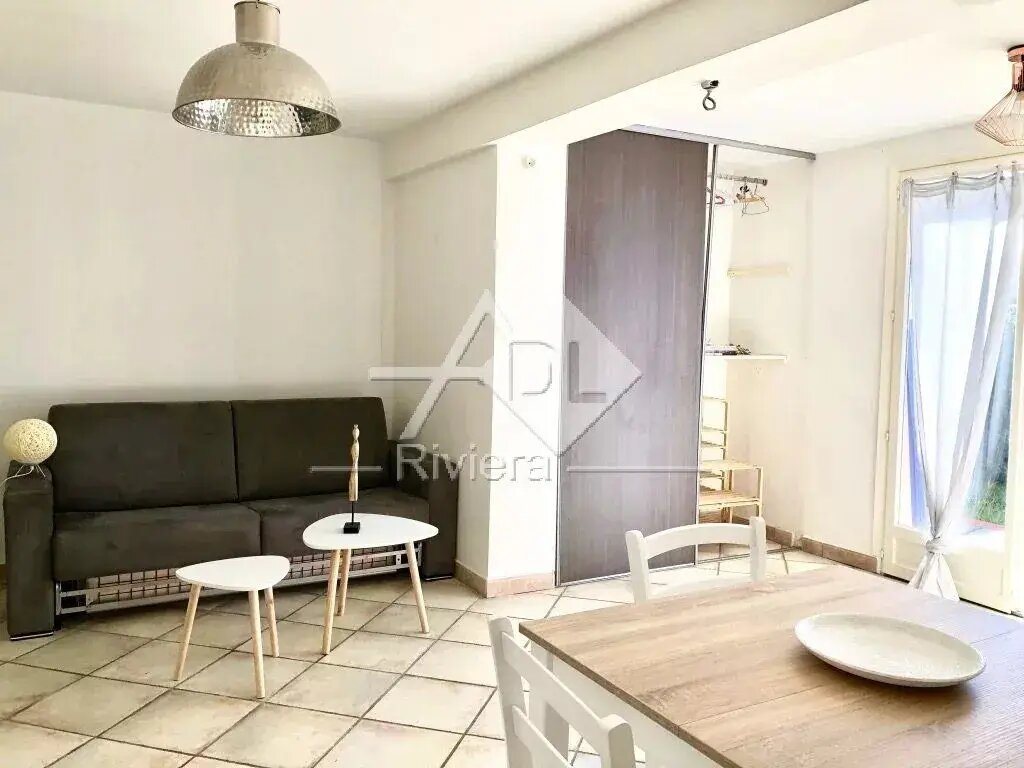 Appartement à louer, 38m², Antibes