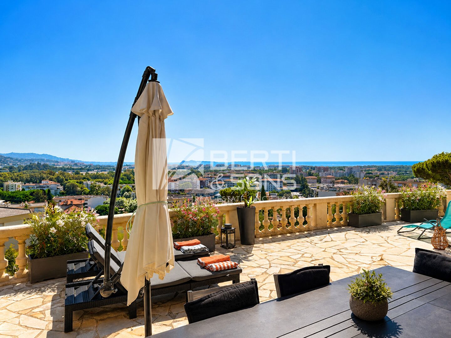 Appartement à vendre, 65m², Mandelieu-la-Napoule