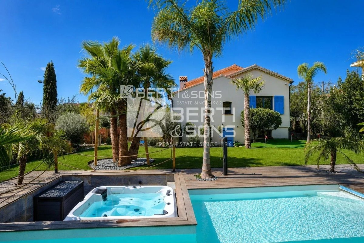 Maison à vendre, 193m², Fréjus