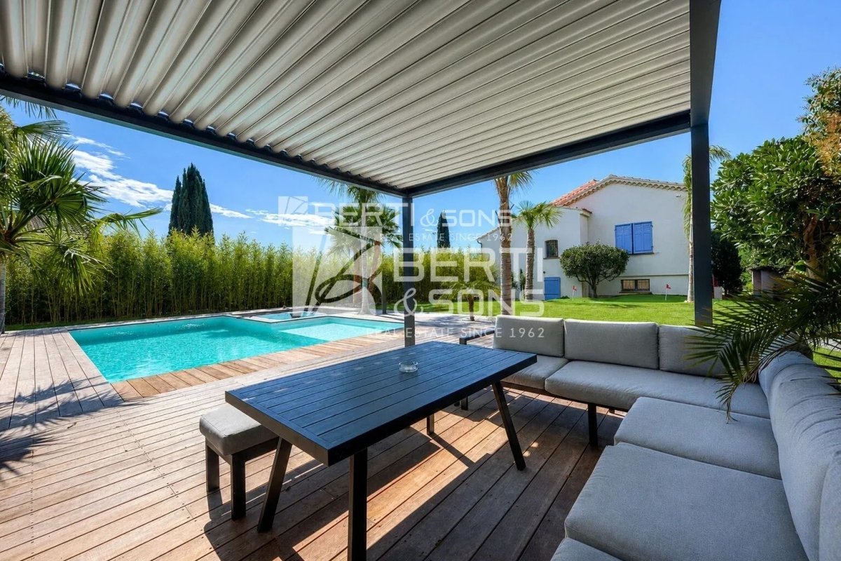 Maison à vendre, 193m², Fréjus