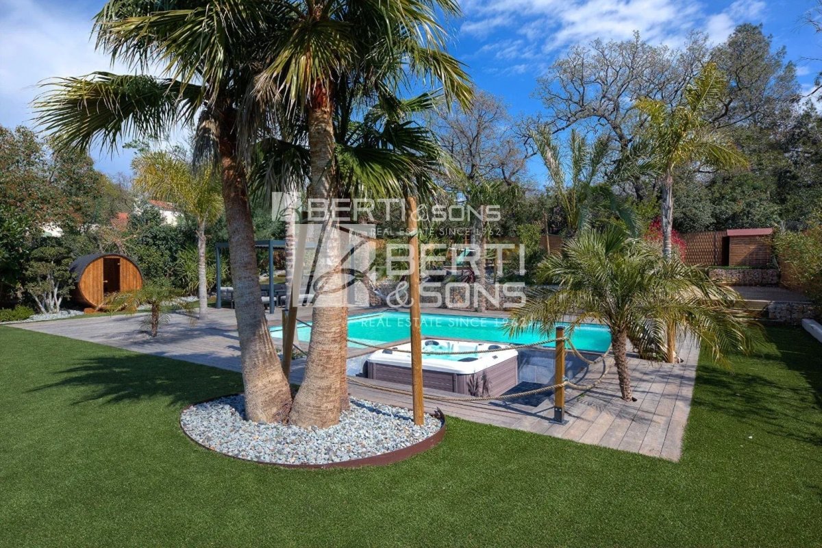 Maison à vendre, 193m², Fréjus