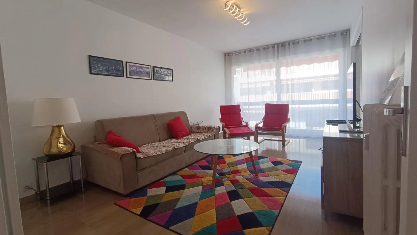 Appartement à louer, 71m², Antibes