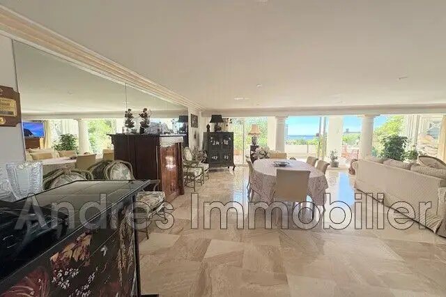 Appartement à louer, 136m², Cannes