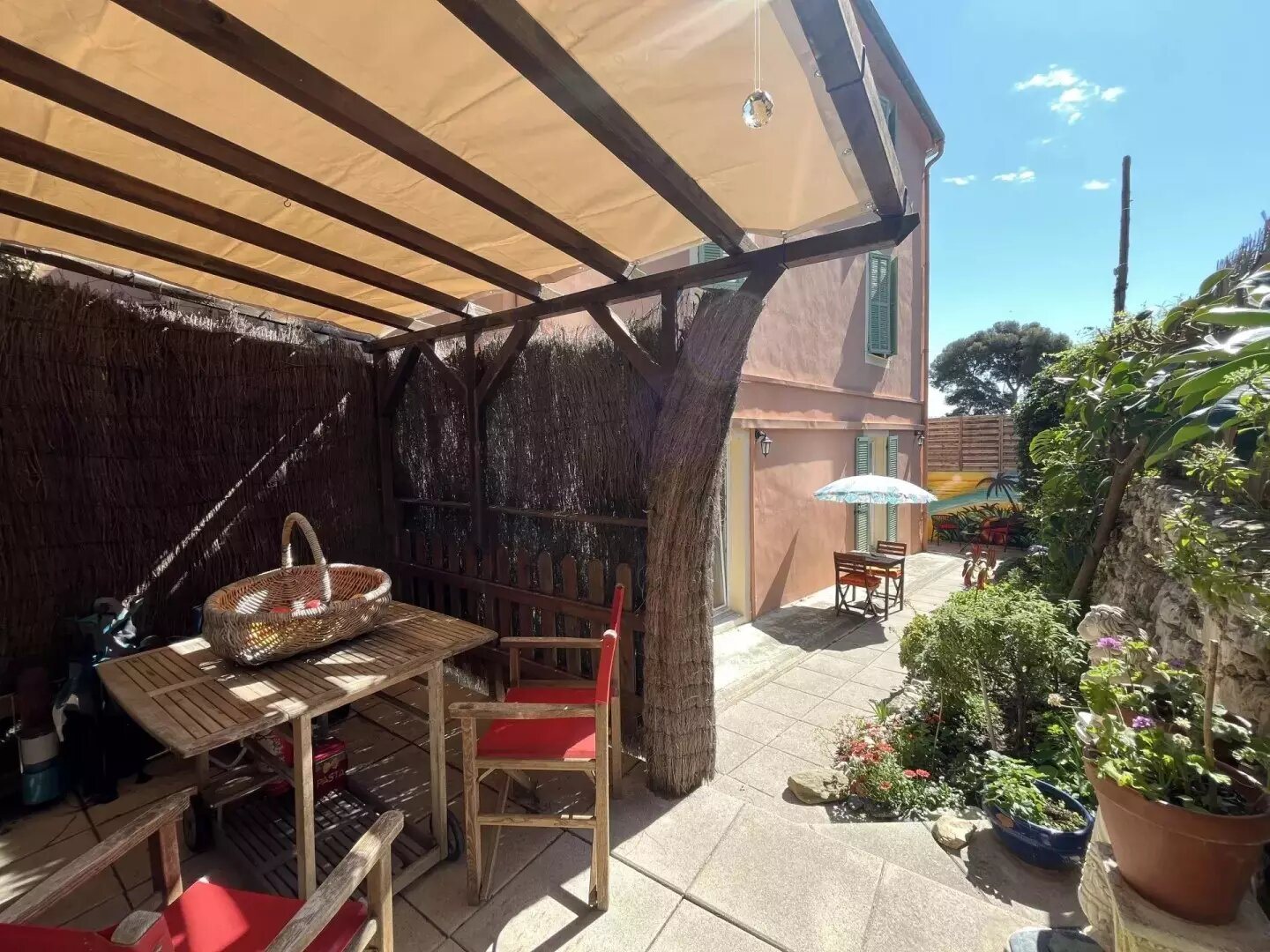 Appartement à vendre, 99m², Eze