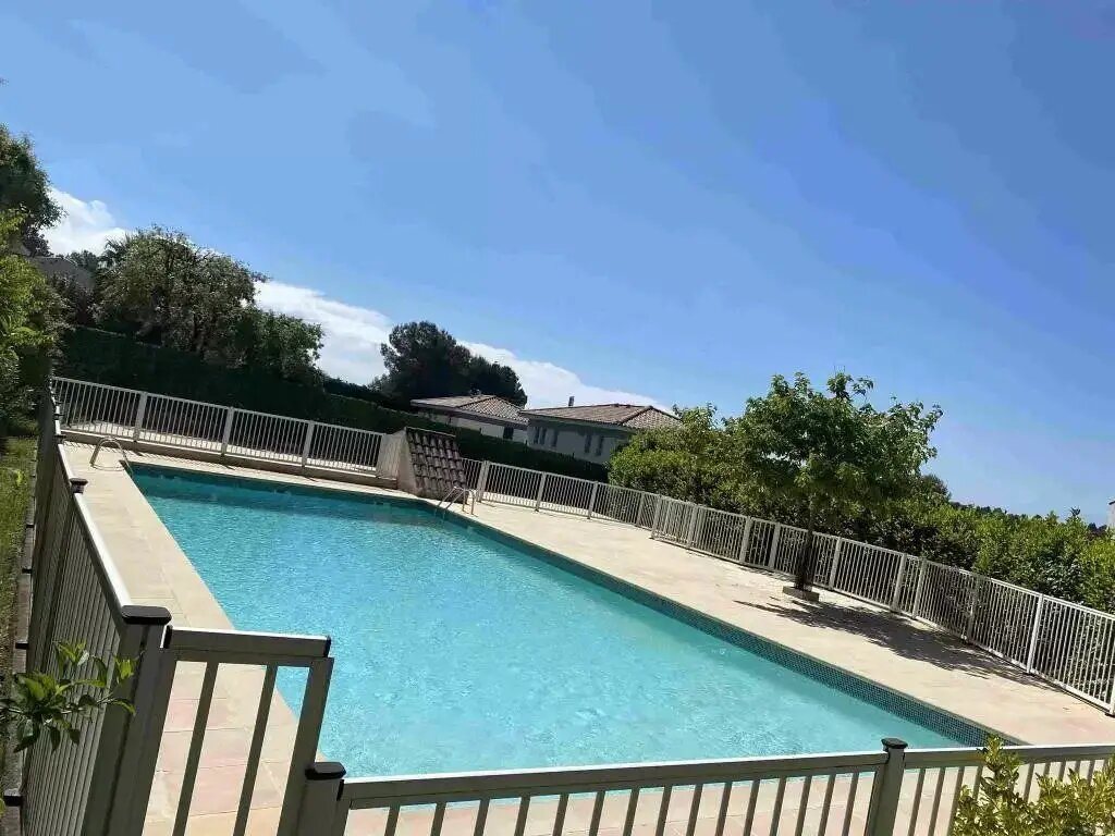 Maison à louer, 120m², Valbonne