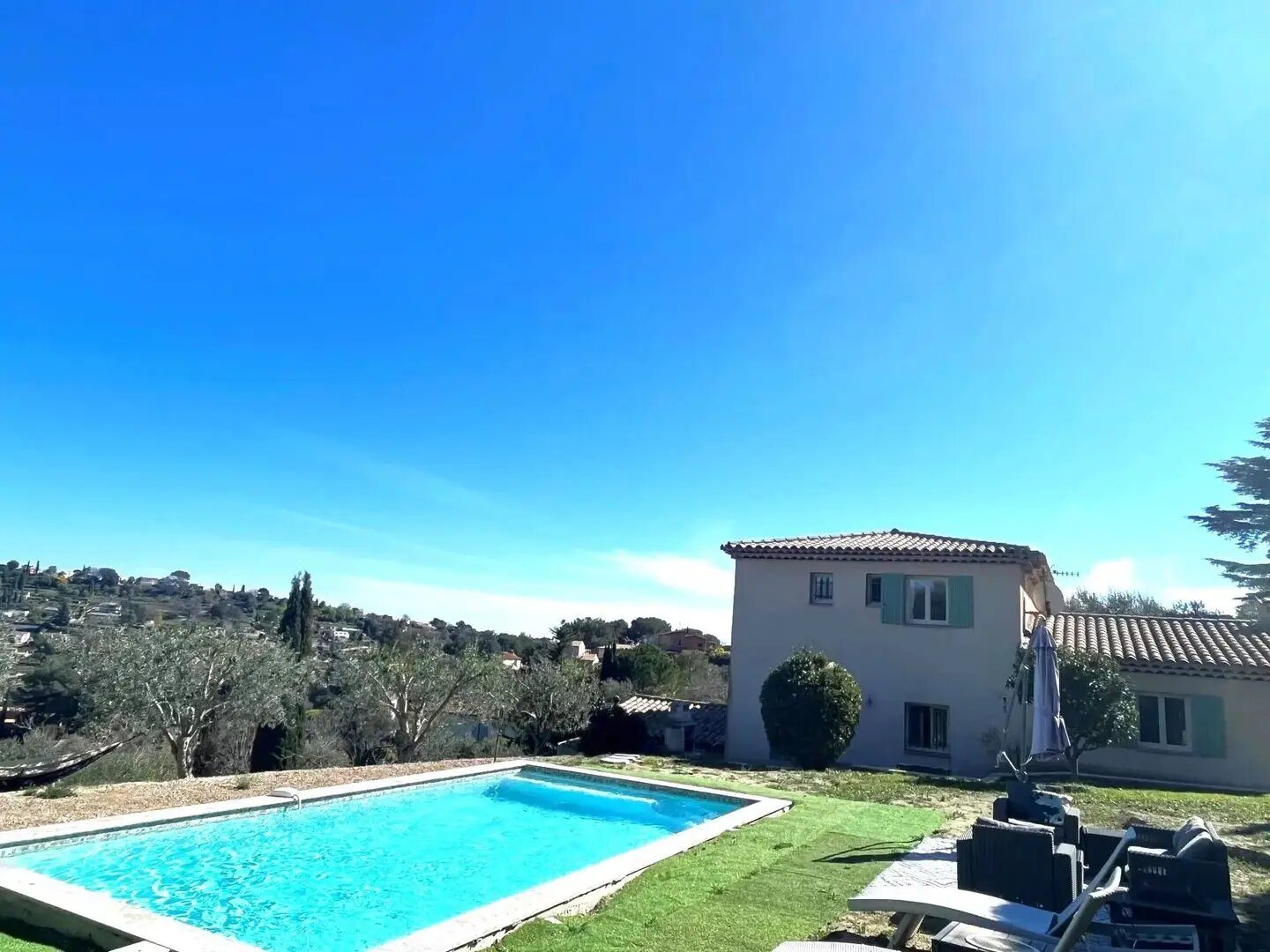 Maison à louer, 114m², Biot