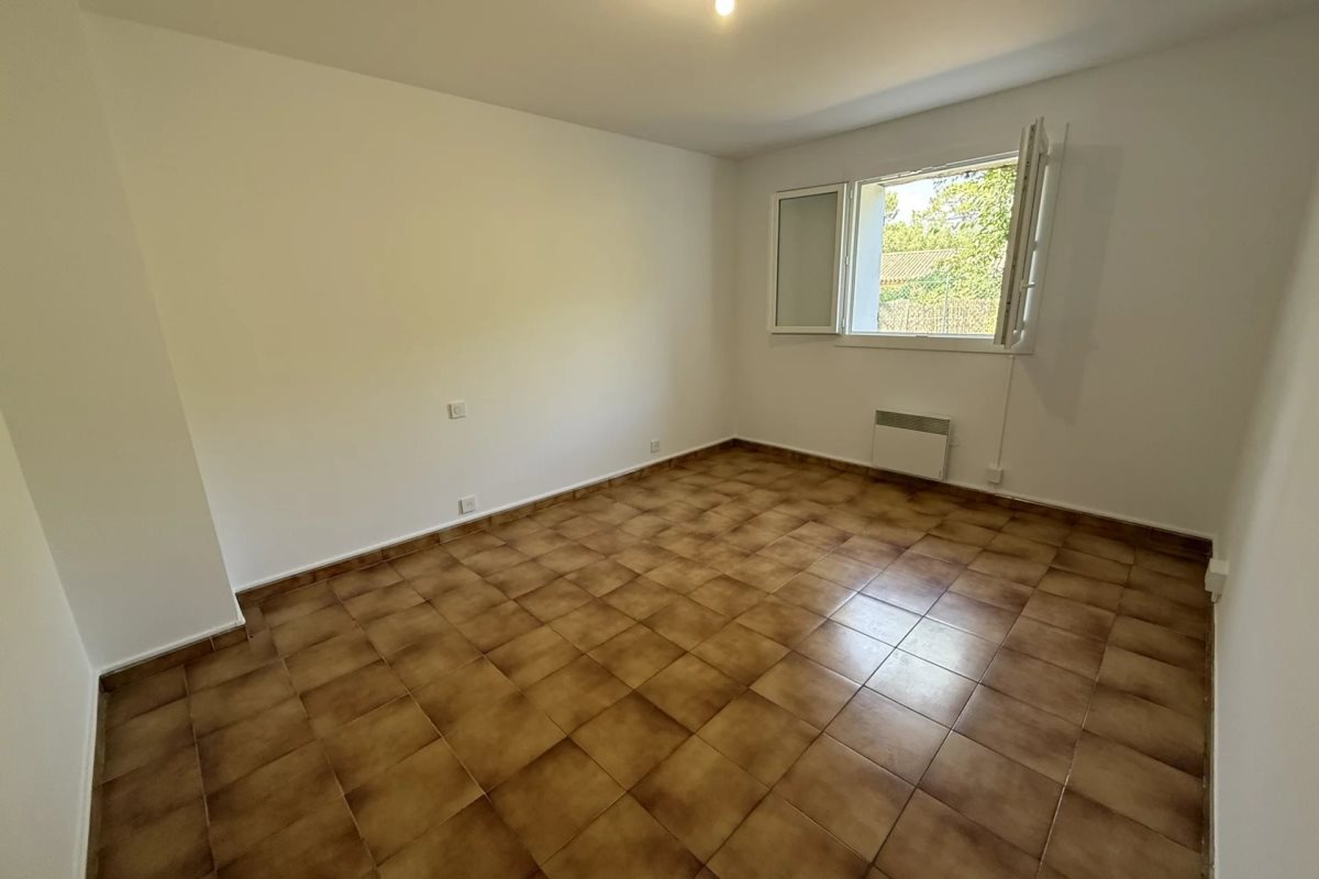 Appartement à louer, 80m², Biot