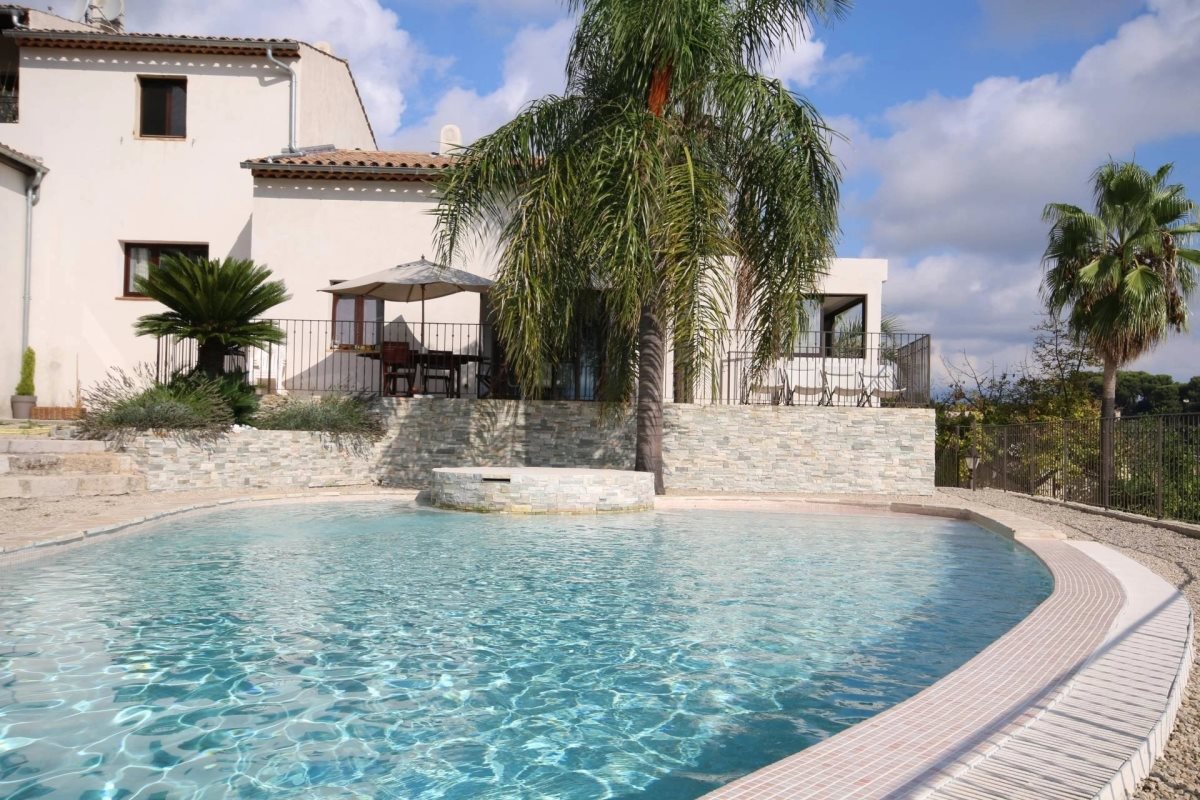 Appartement à louer, 100m², Vallauris