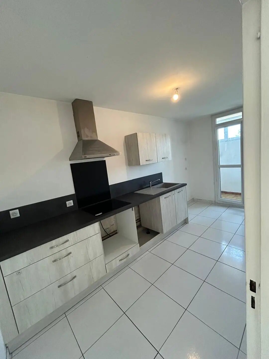 Appartement à louer, 63m², Marignane