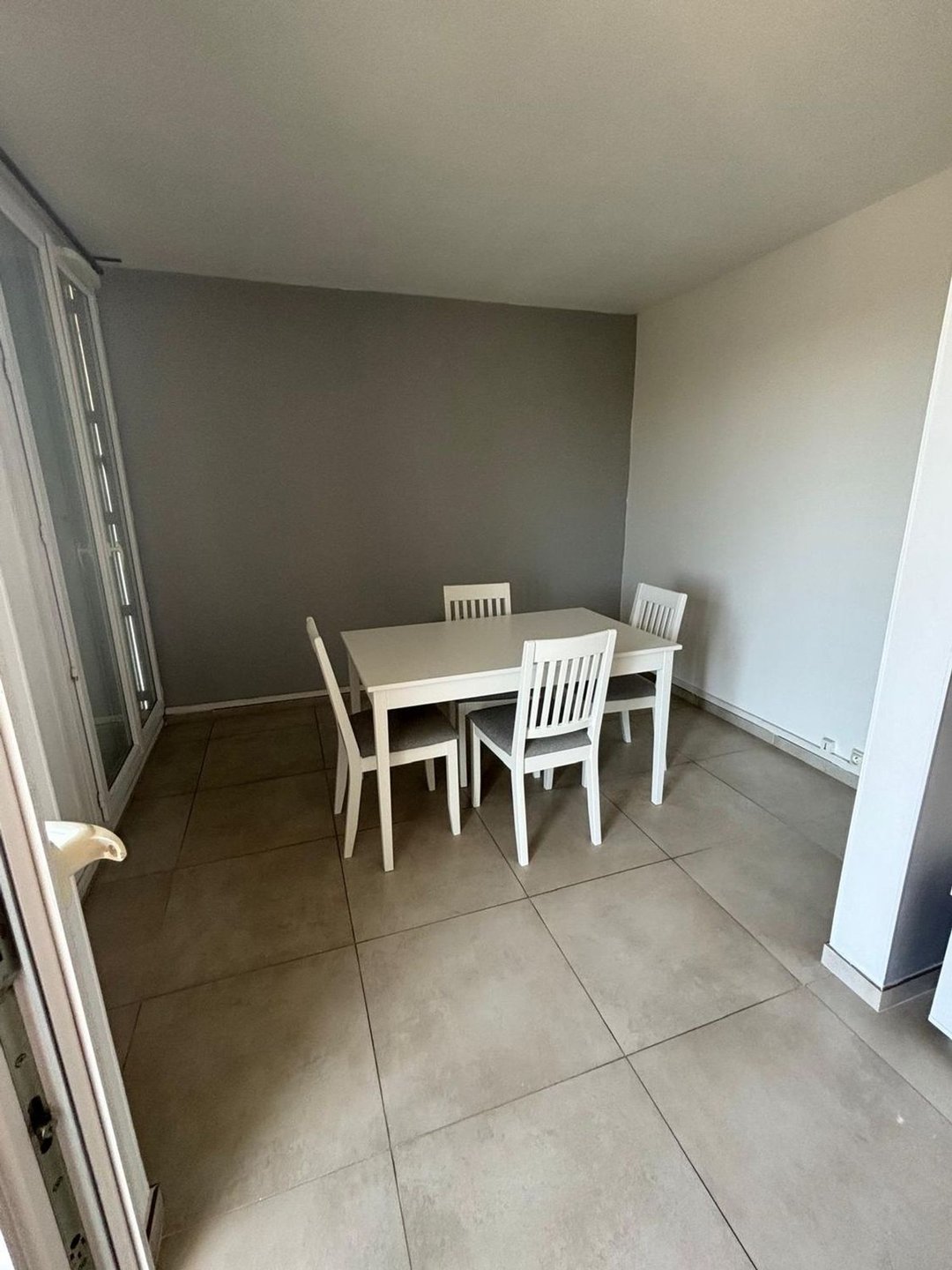 Appartement à louer, 73m², Marignane
