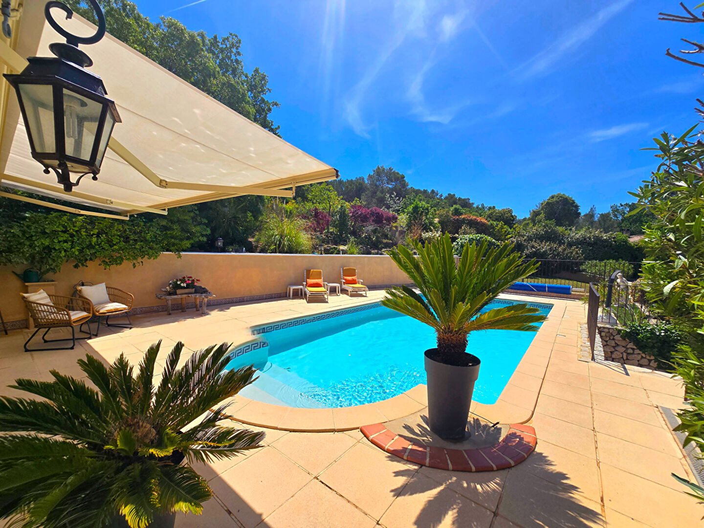 Maison à vendre, 150m², Belcodène
