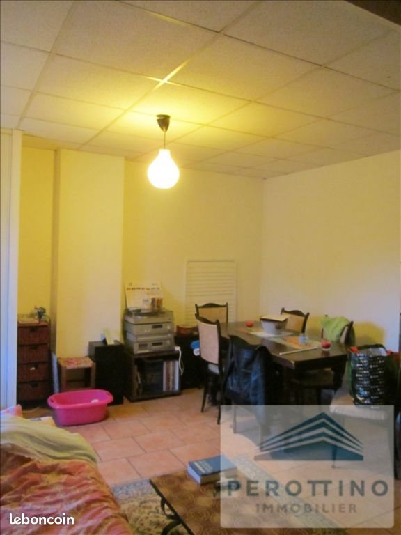 Appartement à louer, 28m², Saint-Savournin