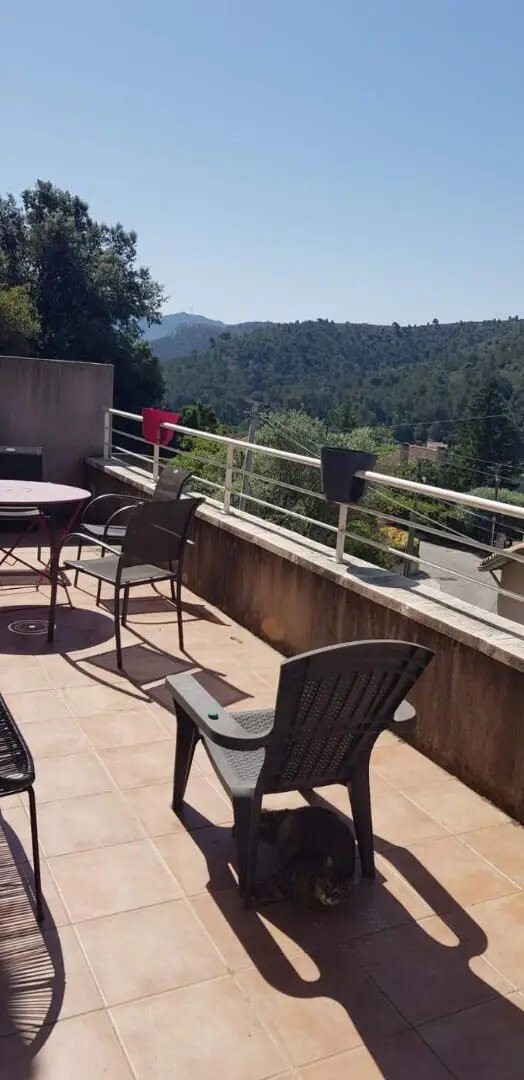 Appartement à louer, 77m², Peypin