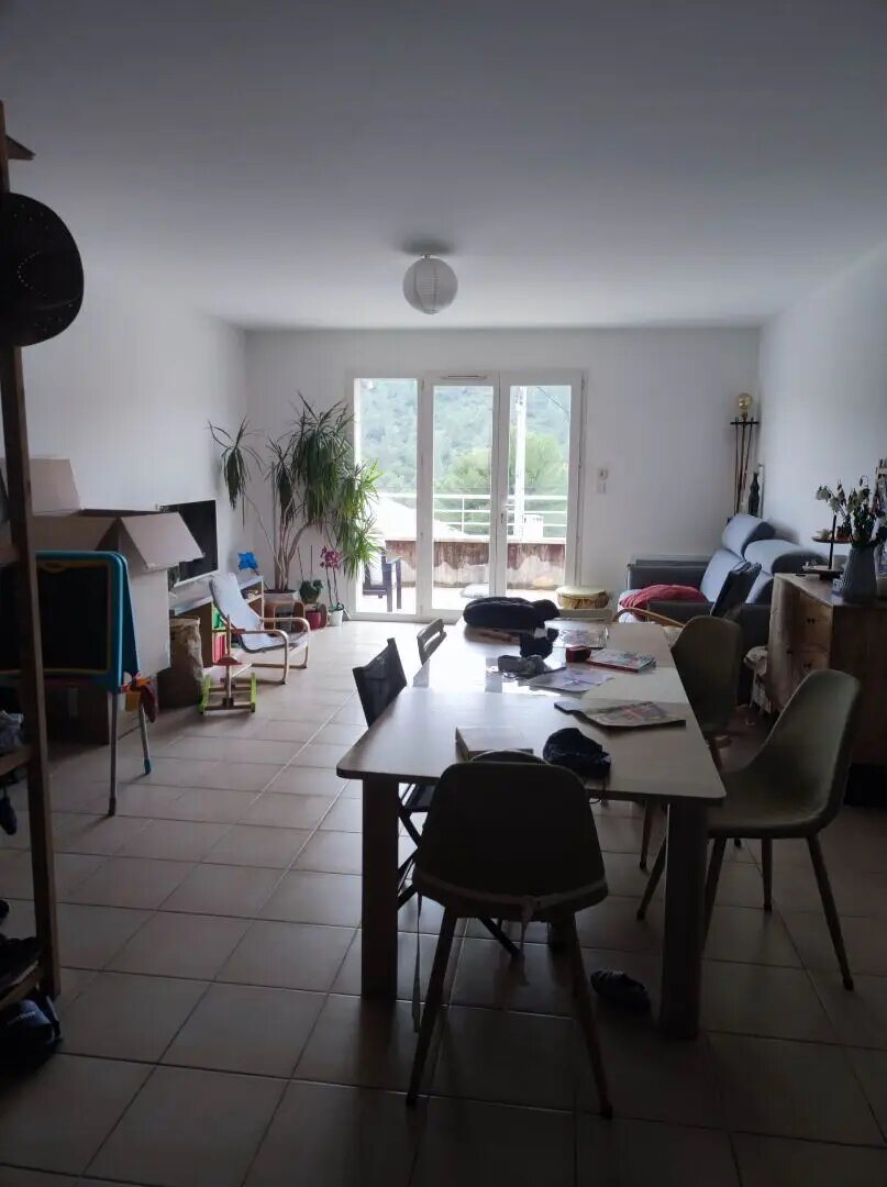Appartement à louer, 77m², Peypin