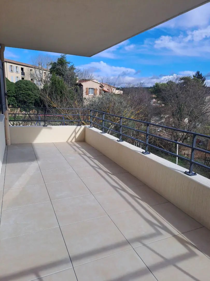 Appartement à louer, 60m², Gréasque