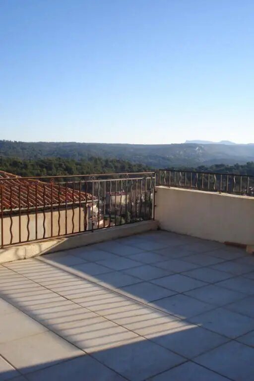 Appartement à louer, 64m², Cadolive