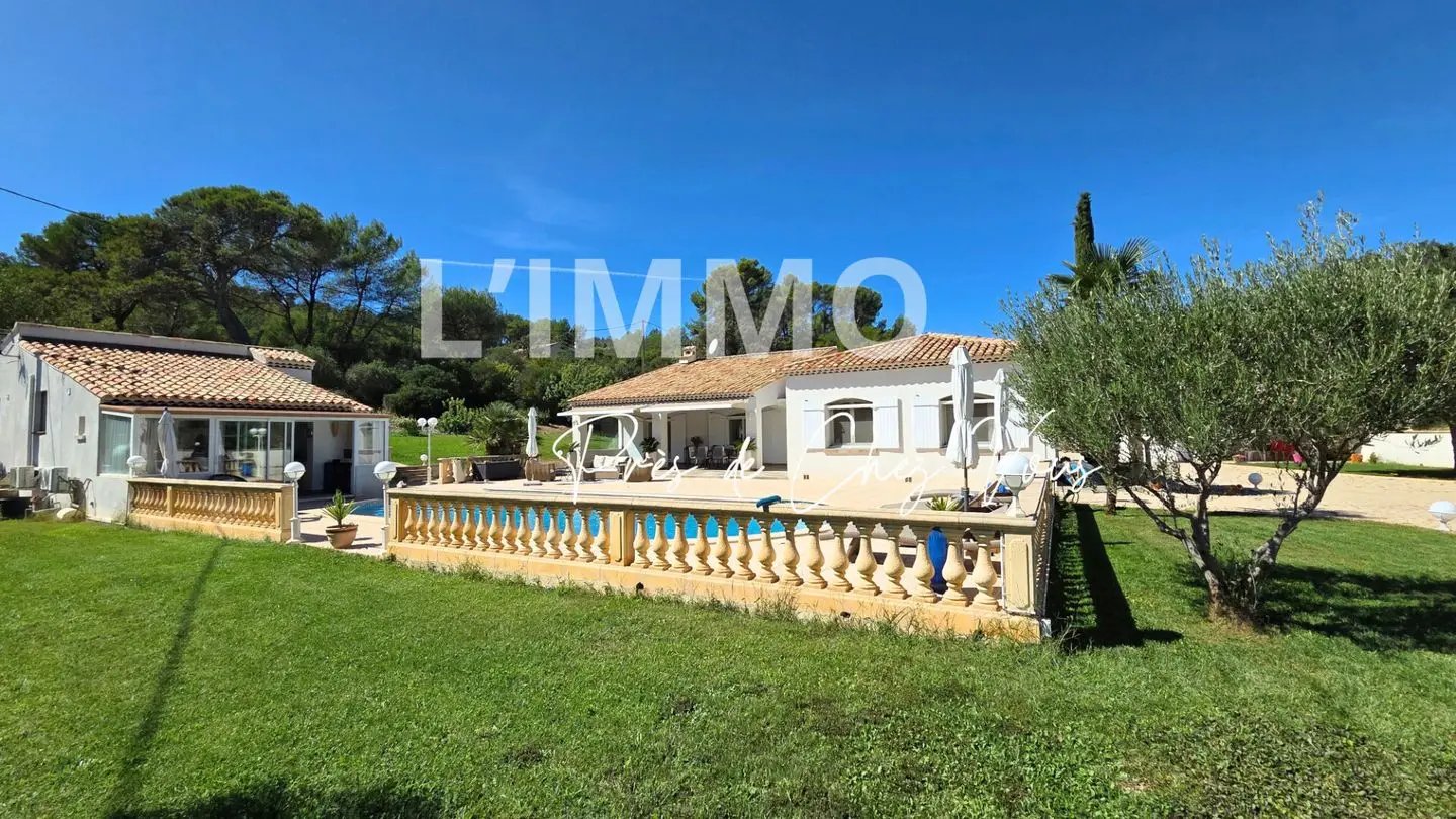 Maison à vendre, 250m², La Destrousse