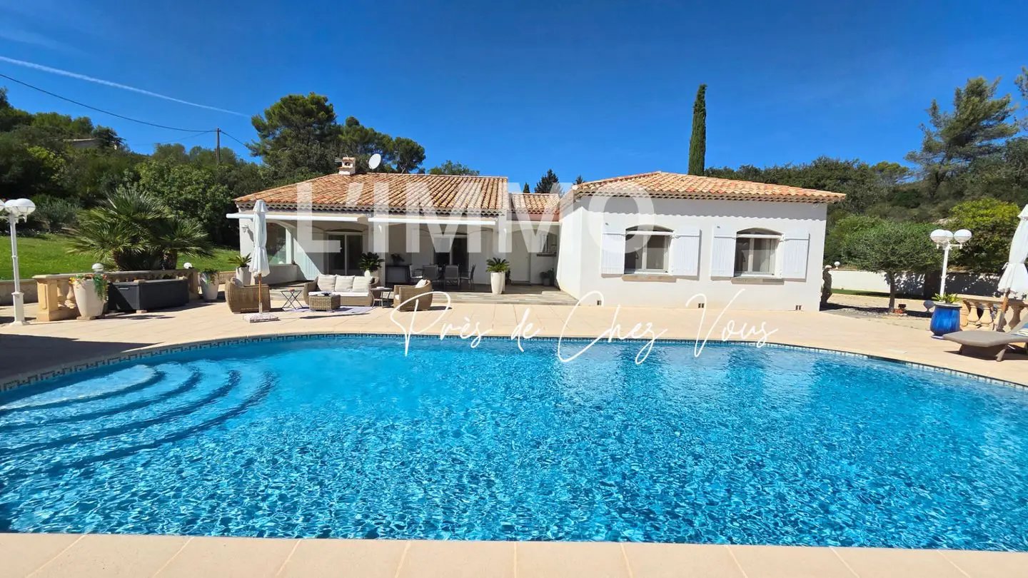 Maison à vendre, 250m², La Destrousse