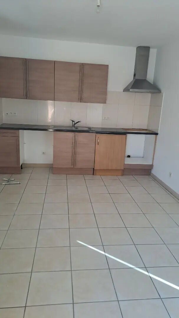 Appartement à louer, 71m², Gémenos