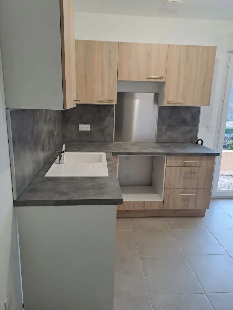 Appartement à louer, 35m², Gréasque