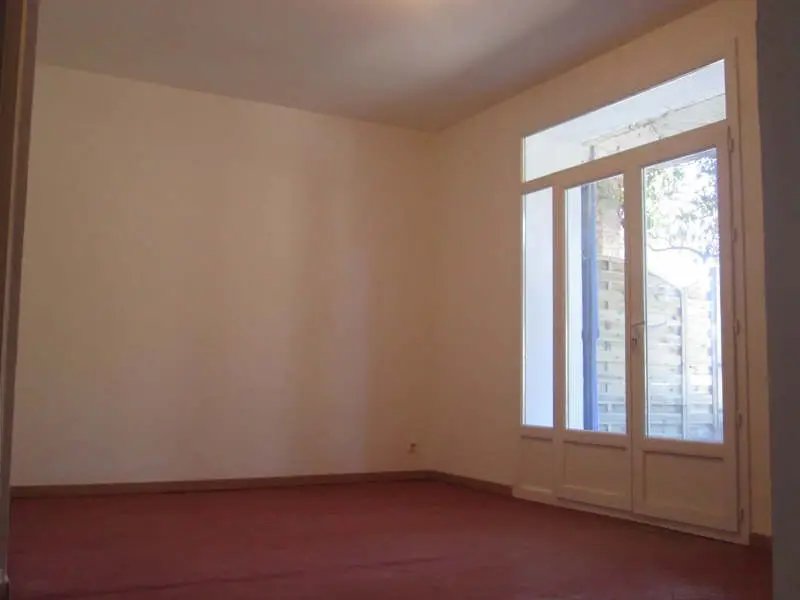 Appartement à louer, 65m², Saint-Savournin