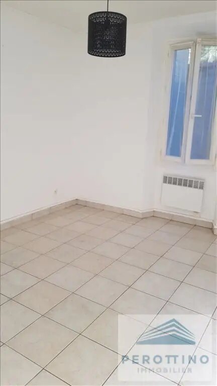Appartement à louer, 45m², Cadolive