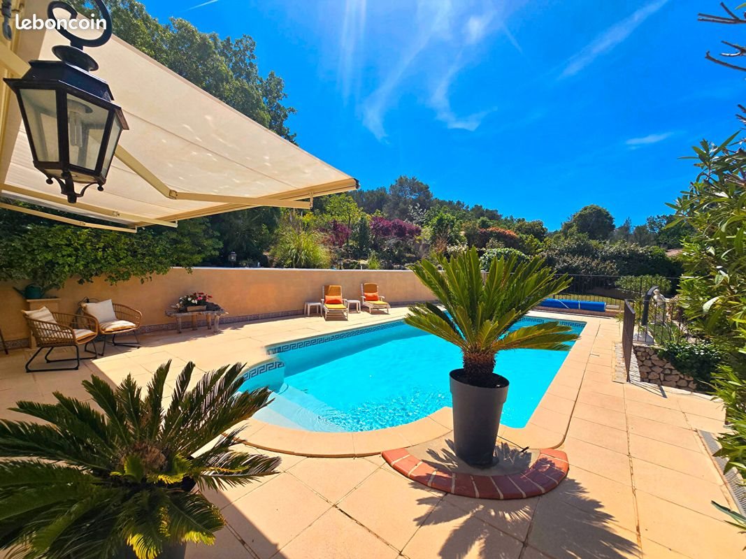 Maison à vendre, 150m², Belcodène