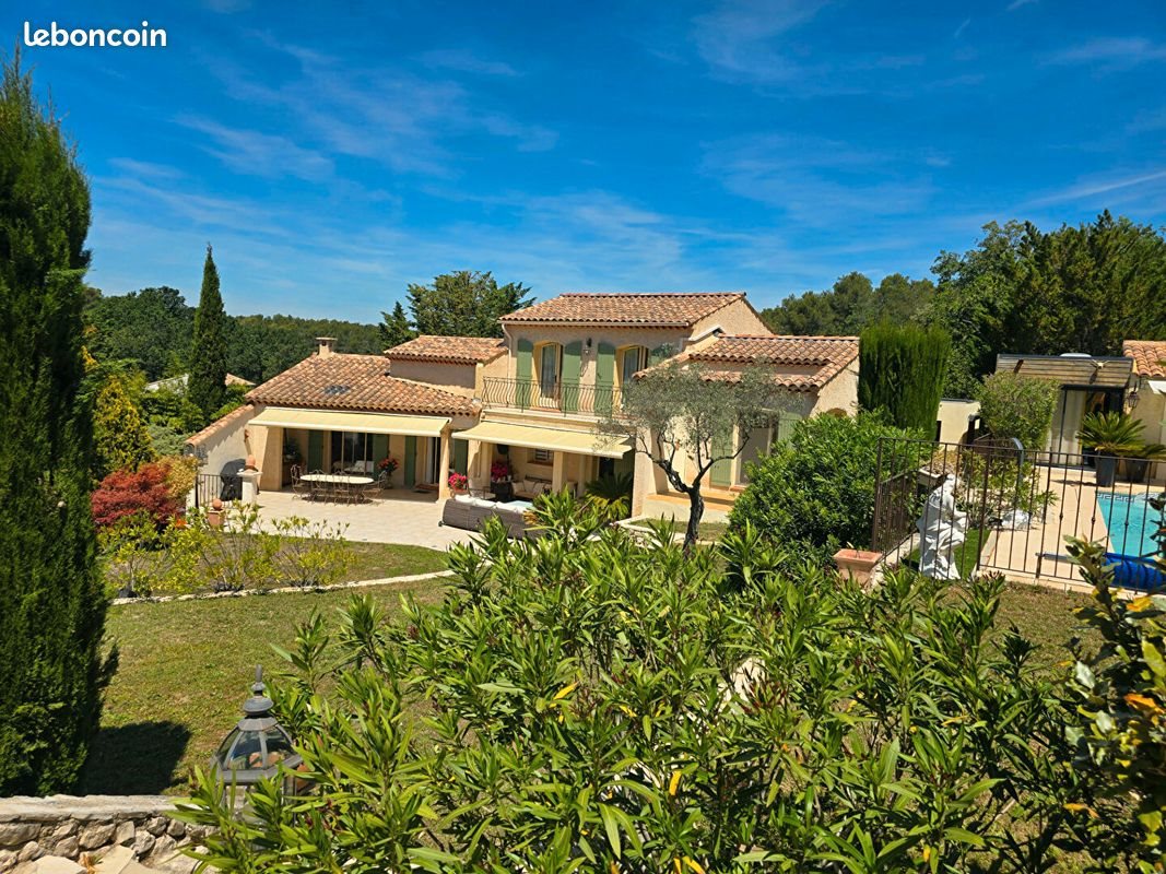 Maison à vendre, 150m², Belcodène