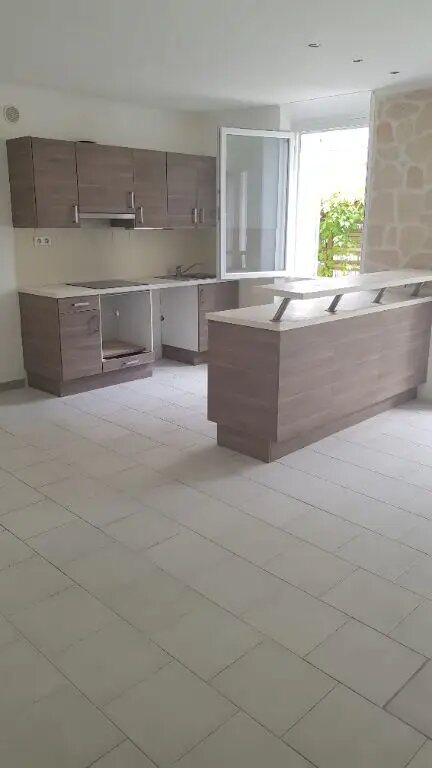 Appartement à louer, 49m², Cadolive