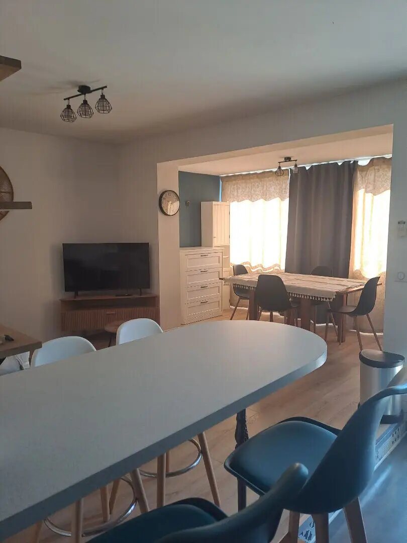 Appartement à louer, 53m², La Destrousse