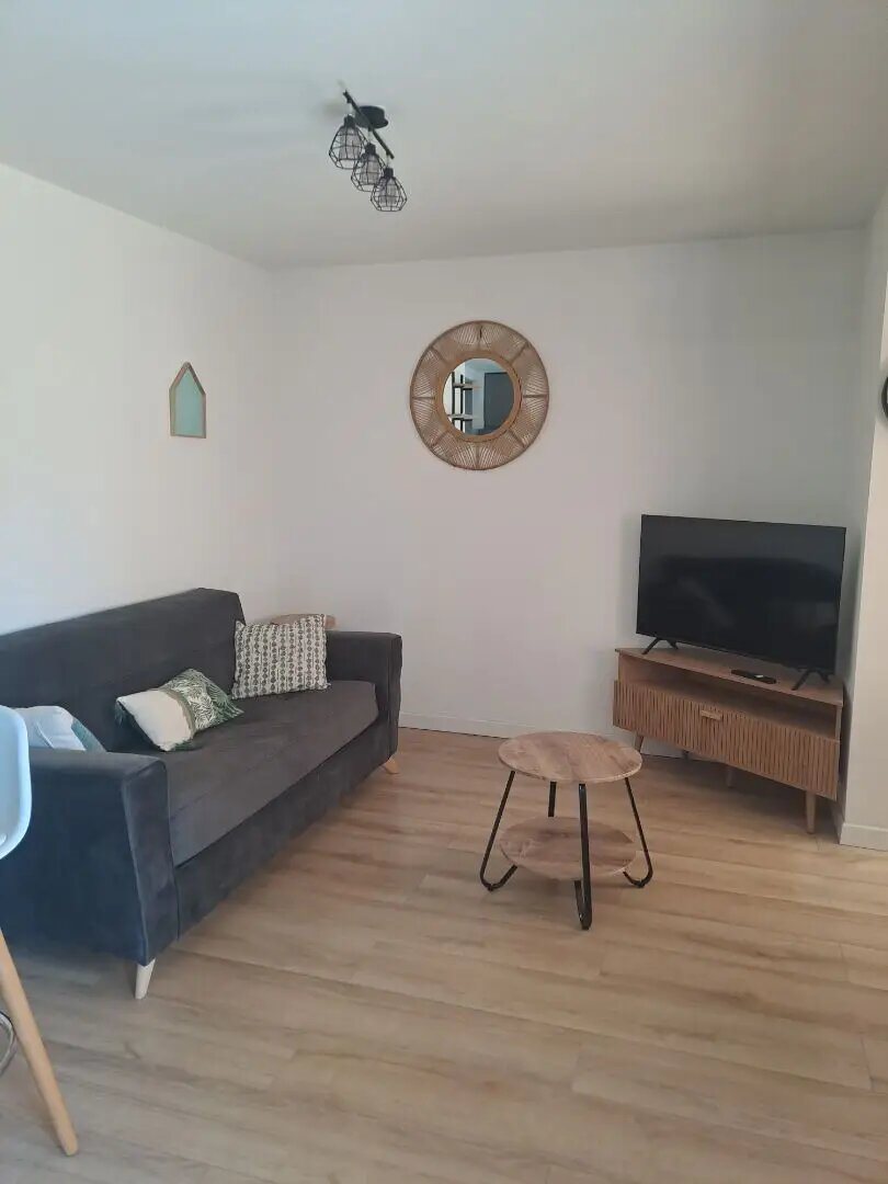 Appartement à louer, 53m², La Destrousse