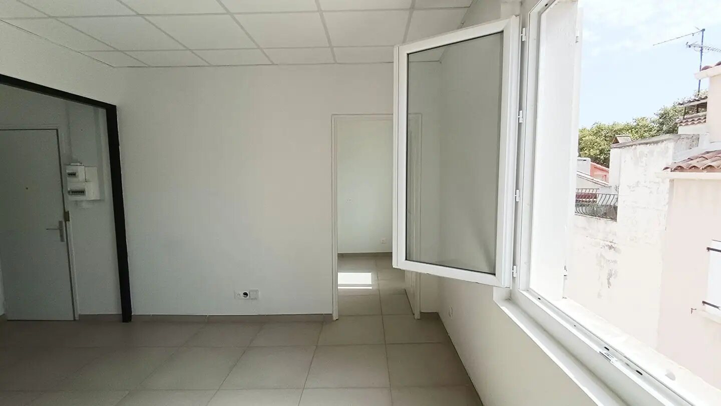 Appartement à louer, 32m², Marseille 16ème