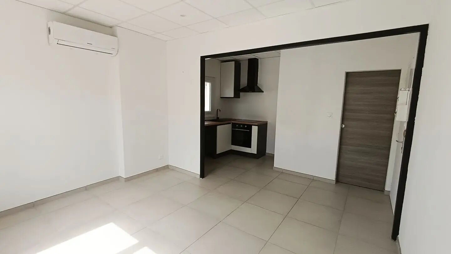 Appartement à louer, 32m², Marseille 16ème