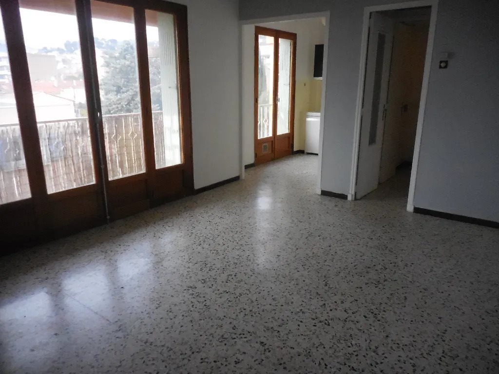 Appartement à louer, 26m², Marseille 16ème